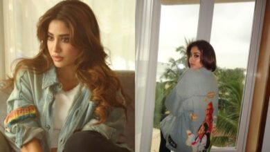 Janhvi Kapoor Hot